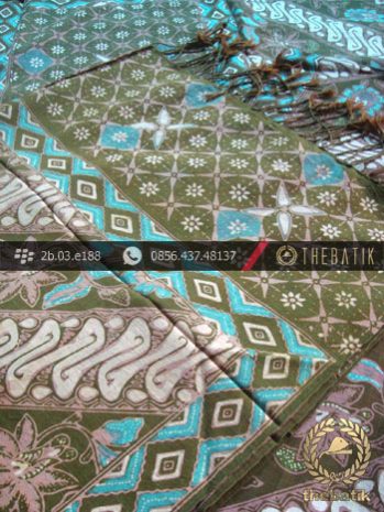 Sarung Selendang Batik Sutera Motif Lawasan Hijau