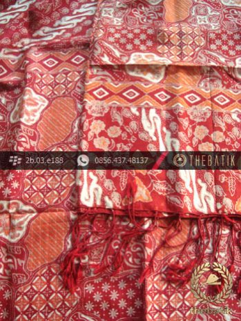 Sarung Selendang Sekar Jagad Lawasan Merah
