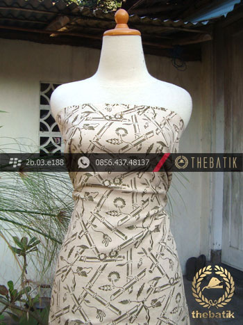 Kain Batik Sutera Cap Motif Ceplok Bambu Krem