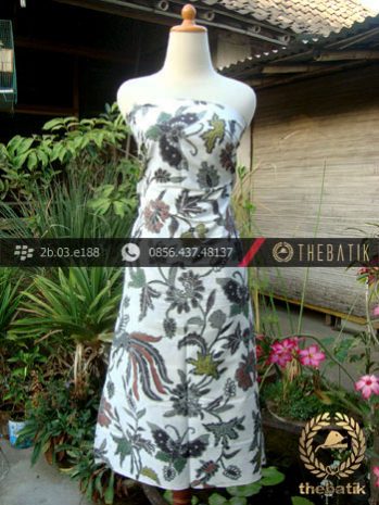 Kain Batik Coletan Solo Motif Buketan Latar Putih