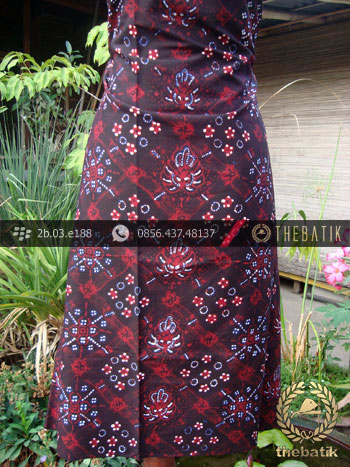 Kain Batik Tulis Jogja Motif Gurdo Latar Hitam