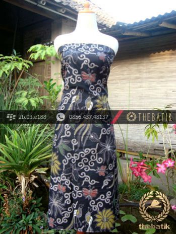 Kain Batik Coletan Solo Motif Lung-Lungan Hitam