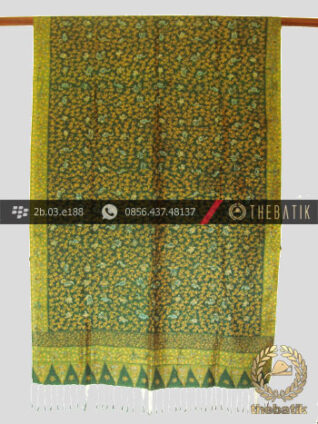 Selendang Batik Tulis Sutera Motif Lasem Tumpal Hijau