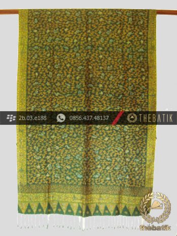 Selendang Batik Tulis Sutera Motif Lasem Tumpal Hijau