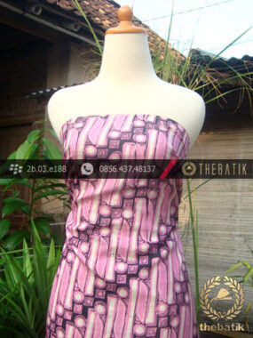 Batik Sutera Yogya Motif Parang Seling Truntum Pink
