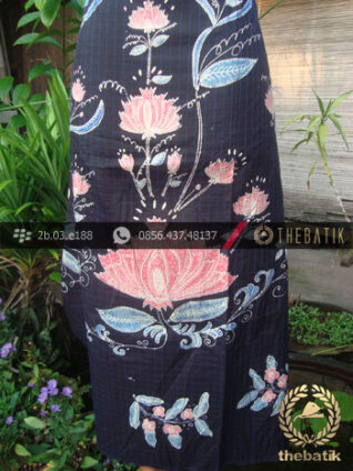 Batik Tulis Sutera Coletan Jogja Buketan Latar Biru-1