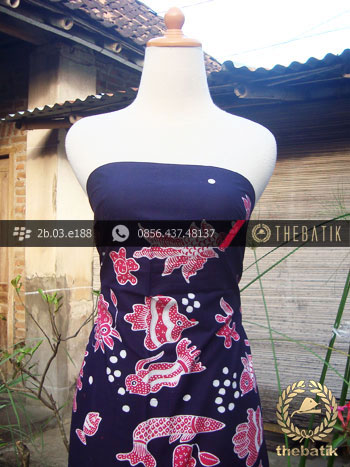 Kain Batik Tulis Jogja Motif Ikan Merah Latar Biru Dongker