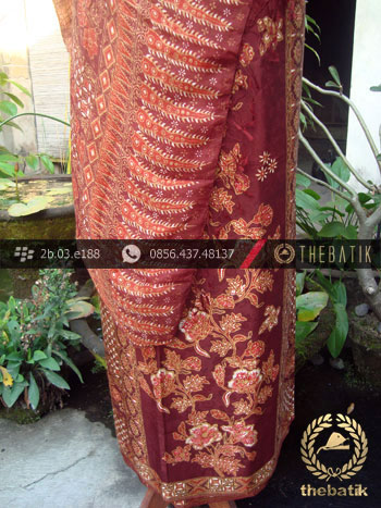 Sarung Selendang Sutera Pekalongan Merah