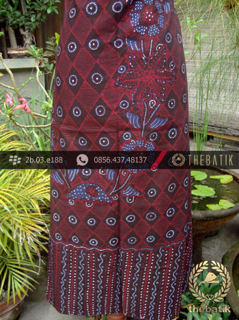 Kain Batik Tulis Jogja Motif Kotak Buketan Latar Hitam