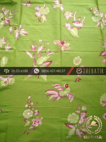Batik Tulis Cirebon Motif Buketan Burung Latar Hijau
