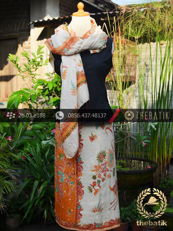 Sarung Selendang Batik Sutera Tulis Jingga