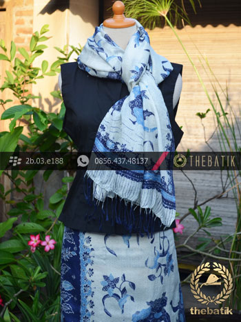 Sarung Selendang Batik Sutera Tulis Motif Batik Belanda