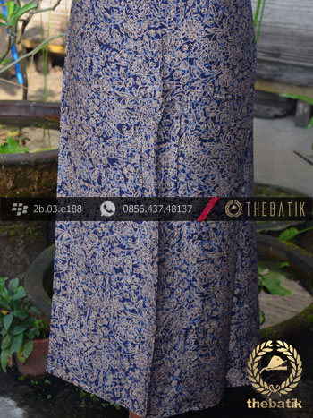 Bahan Batik Sutera Motif Lawasan Biru