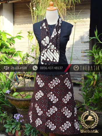 Kain dan Selendang Batik Klasik Motif Ceplok Keci