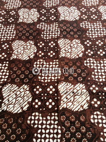 Kain Batik Klasik Jogja Motif Sekar Jagad Hitam