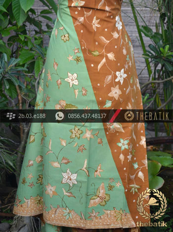 Kain Batik Tulis Motif Pagi Sore Hijau Buketan