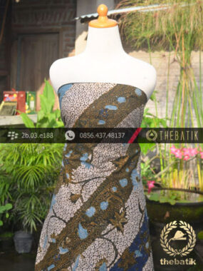 Batik Tulis Pesisir Motif Lereng Bouquet Latar Gringsing