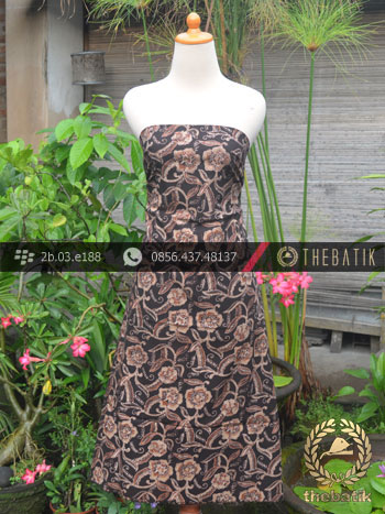 Kain Batik Warna Alam Motif Bunga Kontemporer