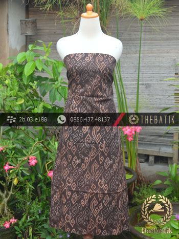 Kain Batik Warna Alam Motif Megamendung