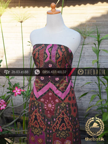 Batik Tulis Cirebon Motif Pagar Wesi Jambon Latar Hitam