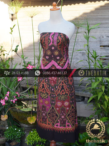Batik Tulis Cirebon Motif Pagar Wesi Jambon Latar Hitam