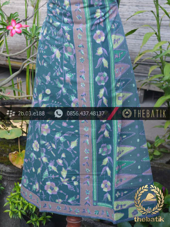 Sarung Batik Tulis Motif Tumpal Buketan Tosca