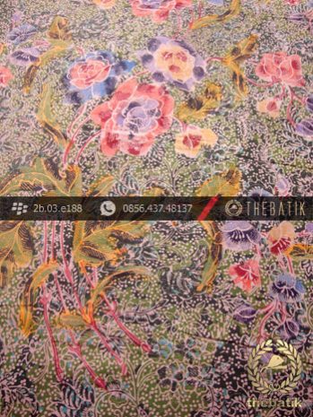 Kain Batik Pesisiran Motif Buket Hijau Ungu