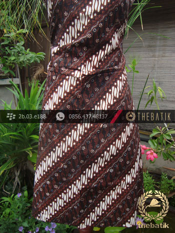 Kain Batik Klasik Jogja Motif Parang Gondosuli
