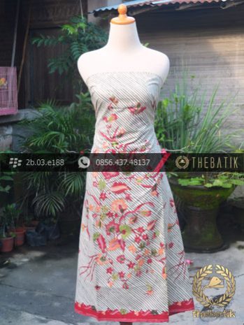 Batik Tulis Motif Buketan Garis Diagonal Putih