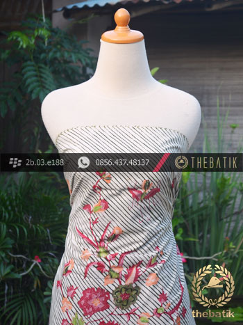 Batik Tulis Motif Buketan Garis Diagonal Putih