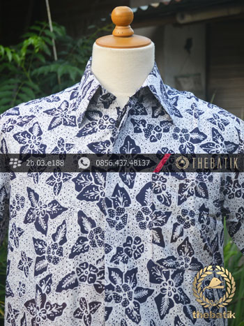 Kemeja Batik Tulis Motif Bantulan Hitam Putih