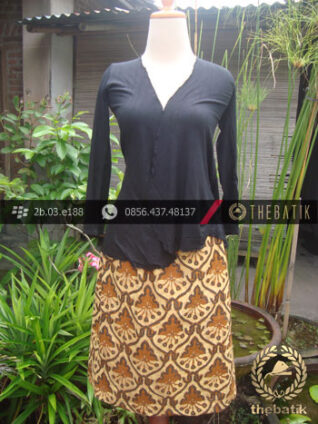 Rok Batik Solo Motif Pintu Retno Kombinasi Tulis