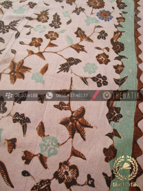 Kain Batik Tulis Motif Floral Lawasan Hijau