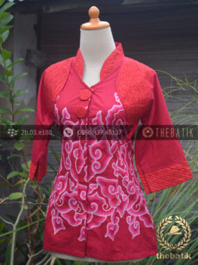 Model Baju Batik Wanita Opnaisel Megamendung Merah