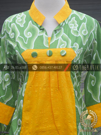 Model Baju Batik Kerja Wanita Hijau Kuning