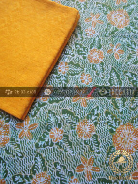 Paket Kain Batik Tulis Hijau – Bahan Dobi Kuning