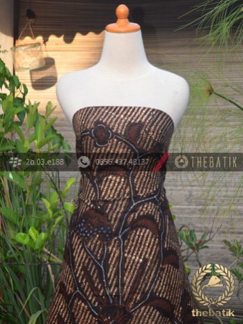 Kain Batik Motif Klasik Buketan Latar Lereng
