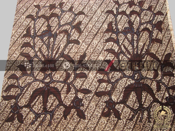Kain Batik Motif Klasik Buketan Latar Parang