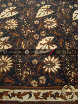 Kain Batik Solo Motif Daun Latar Hitam