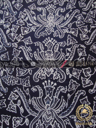 Kain Batik Tulis Motif Pisan Bali Hitam