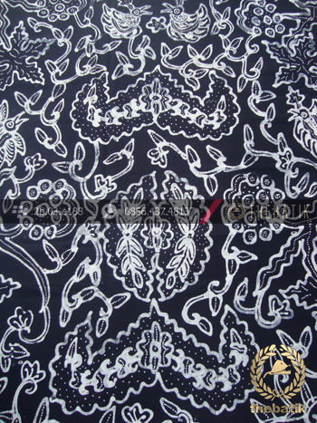 Kain Batik Tulis Motif Wahyu Tumurun Hitam