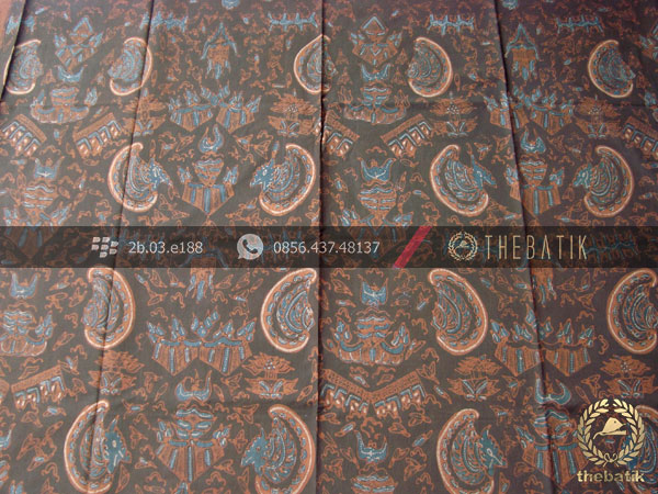 Batik Tulis Warna Alam Motif Semen Romo Latar Hitam