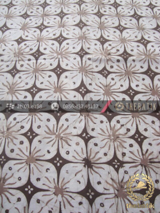 Kain Batik Warna Alam Motif Kawung Prabu