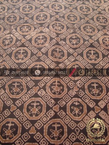 Kain Batik Warna Alam Motif Ceplok Klasik