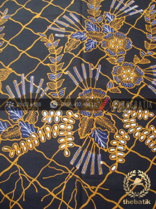 Kain Batik Tulis Motif Buketan Latar Hitam