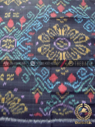 Bahan Baju Tenun Ikat Motif Etnik Hitam Biru
