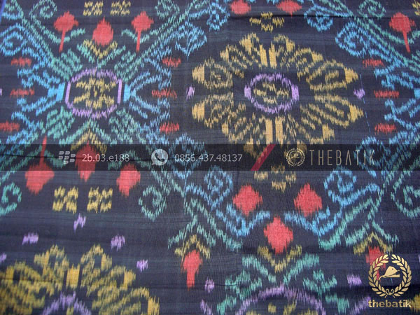 Bahan Baju Tenun Ikat Motif Etnik Hitam Biru