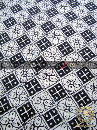 Kain Batik Bahan Baju Motif Kawung Kotak Hitam