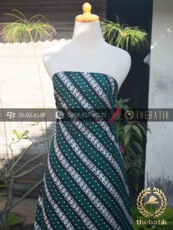 Kain Batik Cap Tulis Motif Parang Klithik Hijau