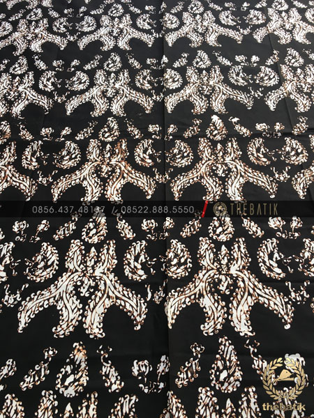 Kain Batik Jawa Sogan Motif Gurdo Latar Hitam